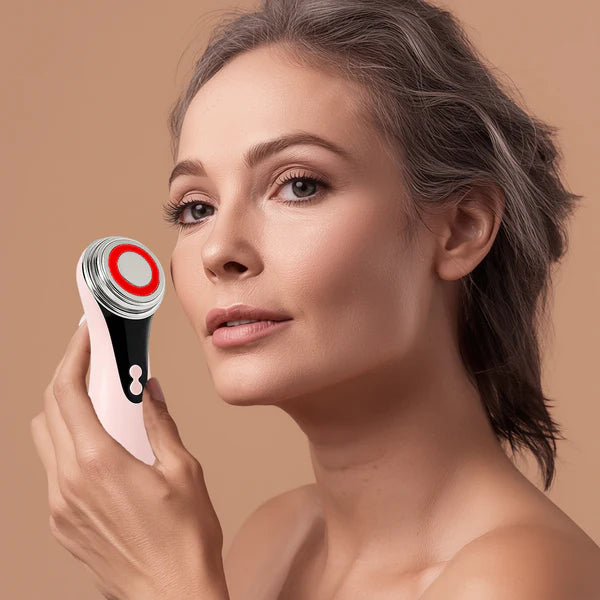 Reafirma tu piel en 7 días con LuxCare® + Serum Vitamina C GRATIS